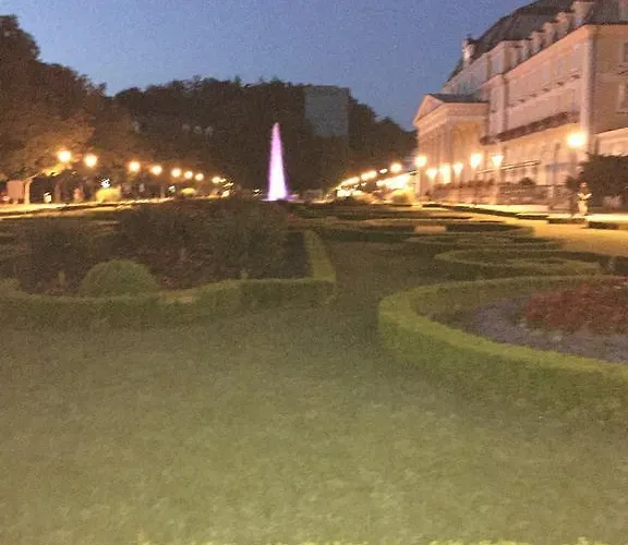 On Zdraviliski Trg 7